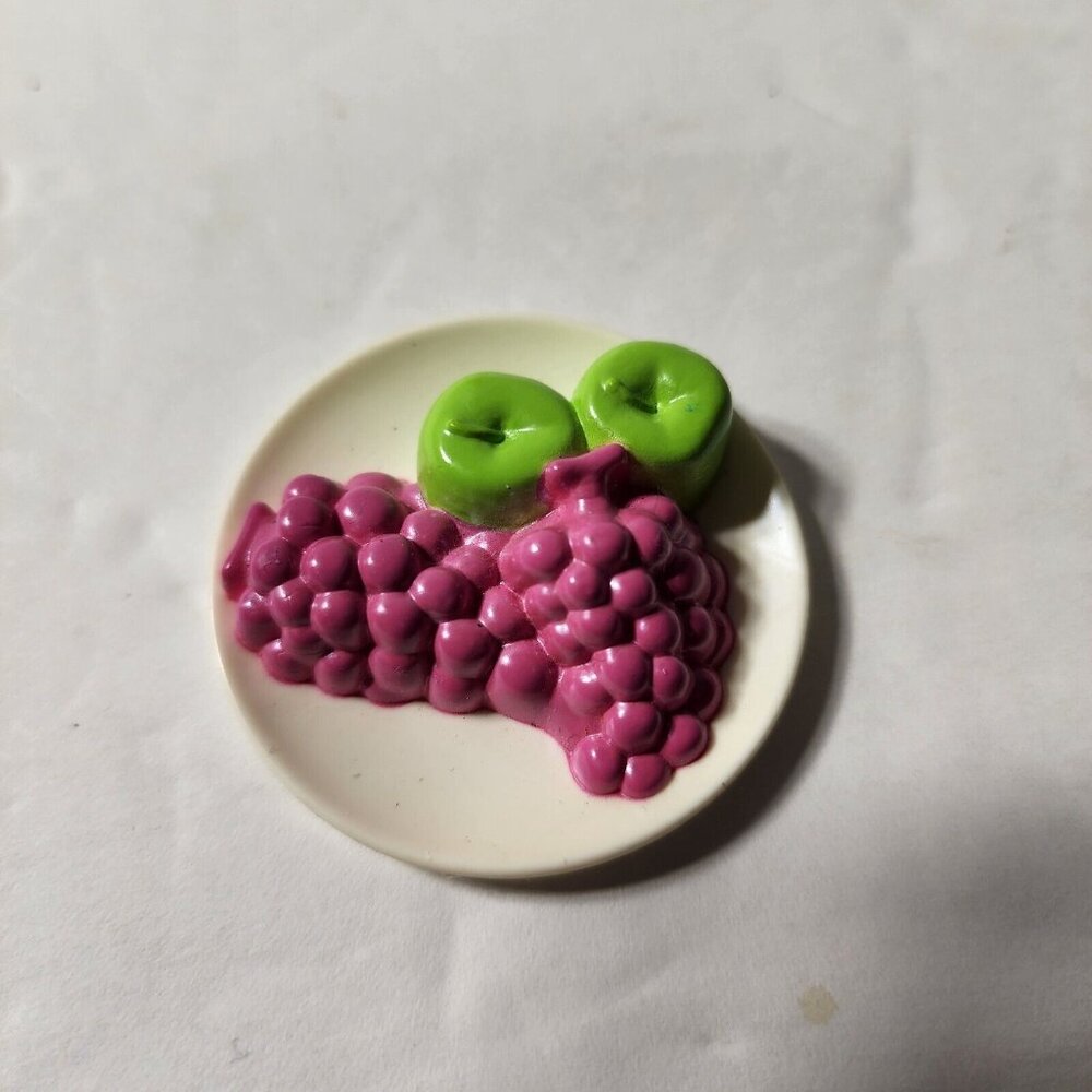 Barbie Round Plate Grapes Apples Replacement Dollhouse Toy Accessory 1 1/2"